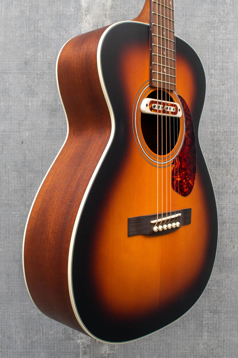 Guild M-240E Troubador VSB