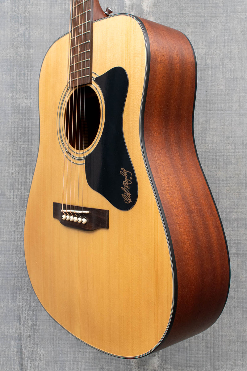 Guild A-20 Bob Marley Natural