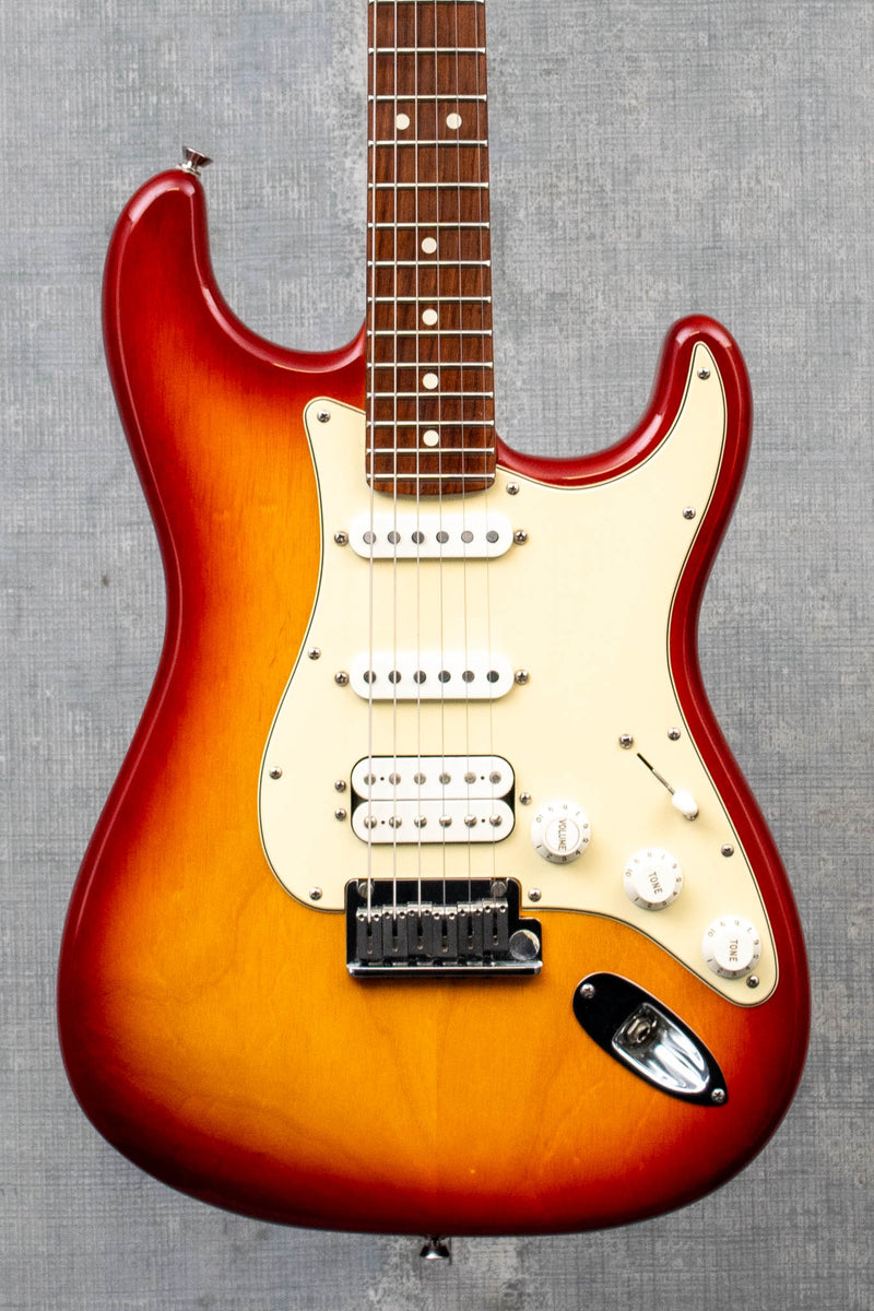 Used Fender American Series Stratocaster HSS 2006 Sierra Sunburst