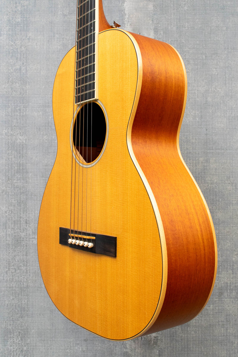 Used Larrivee P-03