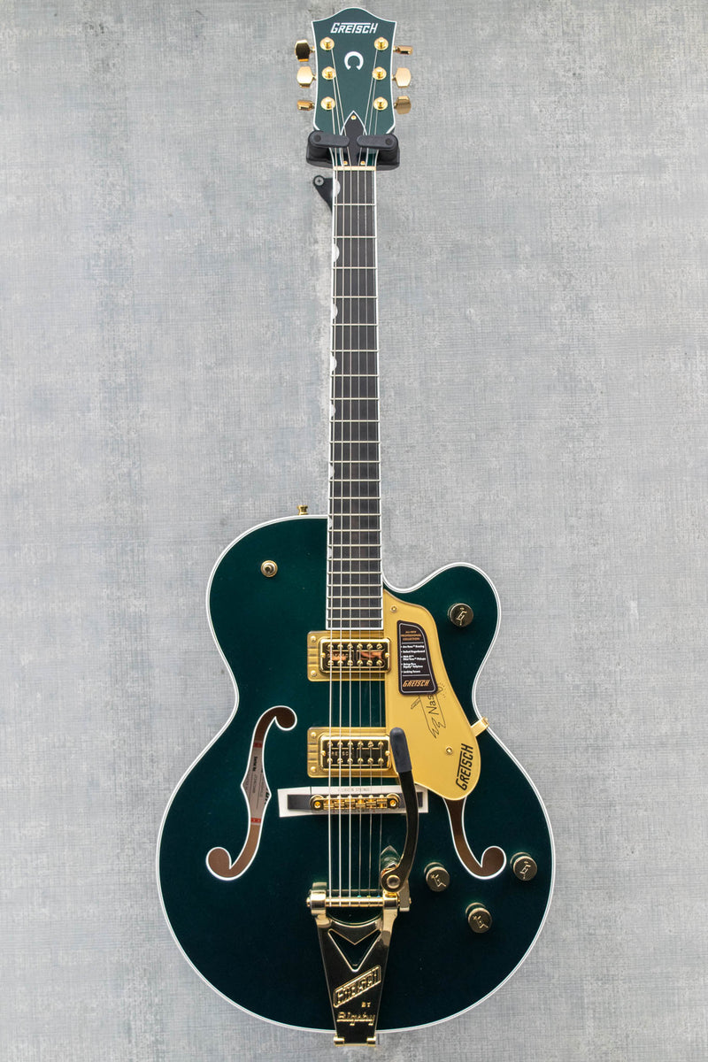 Gretsch  Nashville® Hollow Body with String-Thru Bigsby® and Gold Hardware Cadillac Green