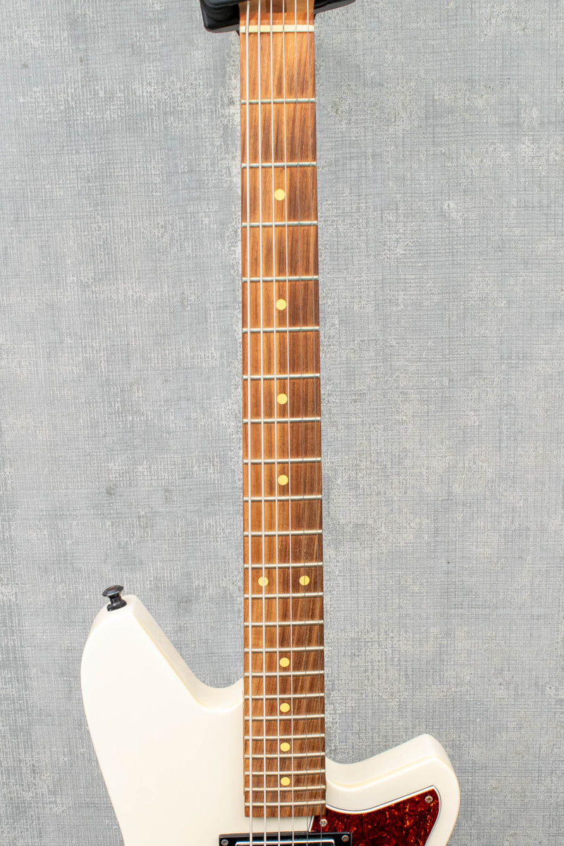 Used Reverend Descent W White