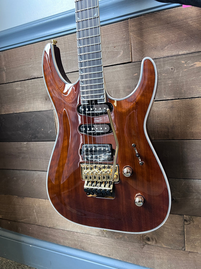 Jackson Pro Plus Series Soloist SLA3 Walnut