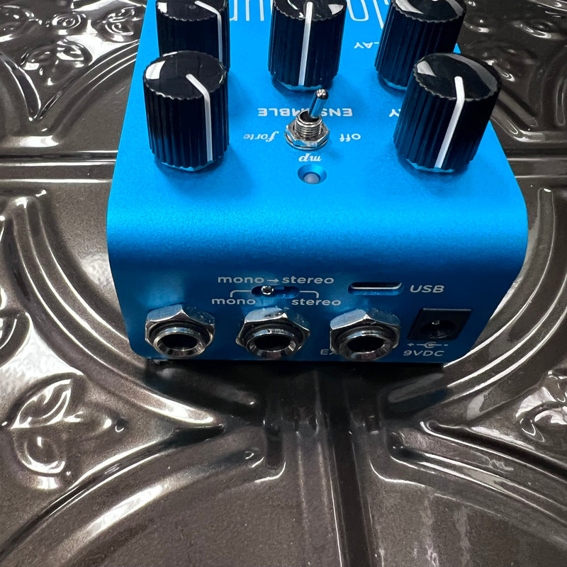 Used Strymon Cloudburst