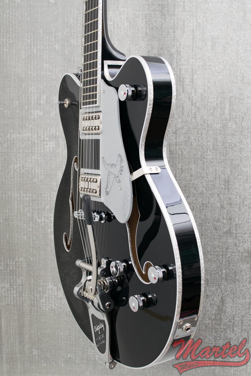 Gretsch G6636TSL Players Edition Silver Falcon String-Thru Bigsby Black