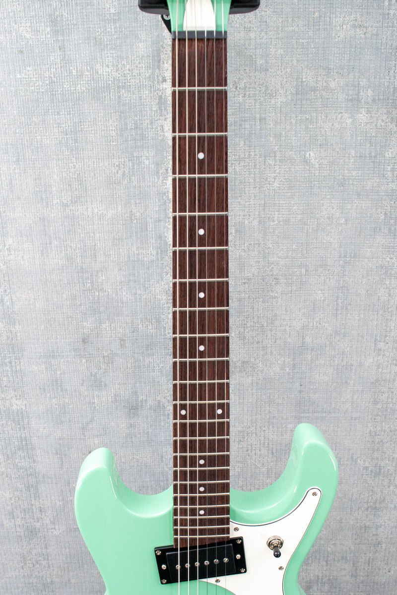 Danelectro '64XT Aqua with Cream Pickguard