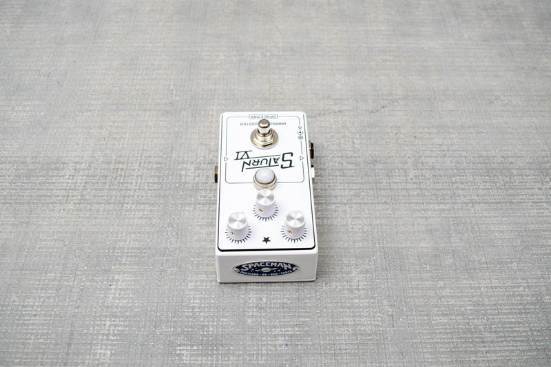 Spaceman Effects Saturn VI White/White