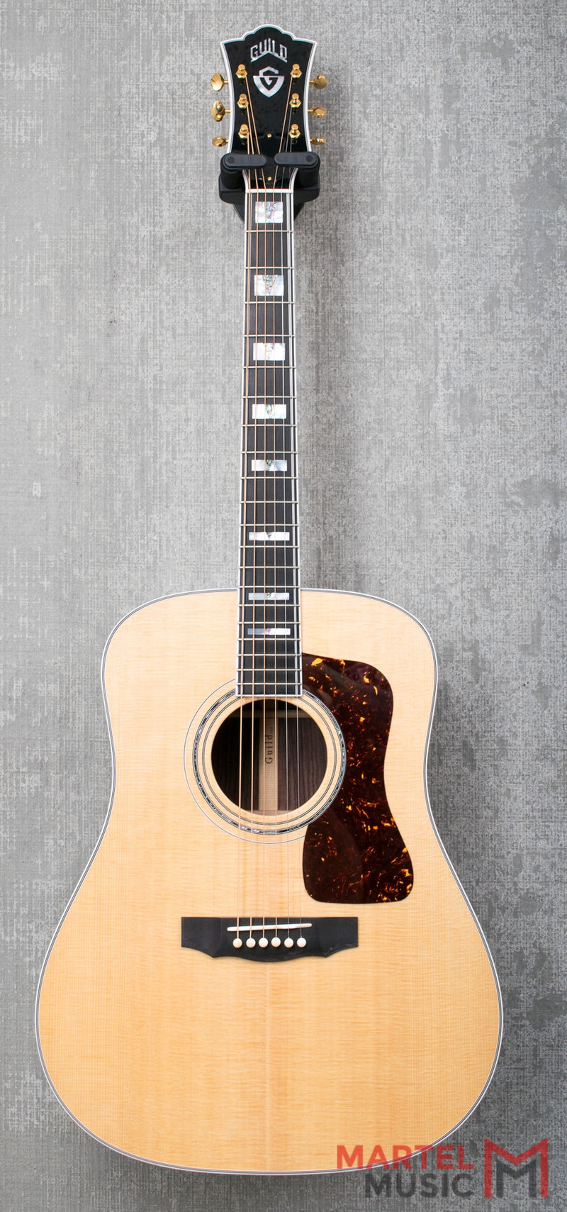 Guild D-55 in Natural