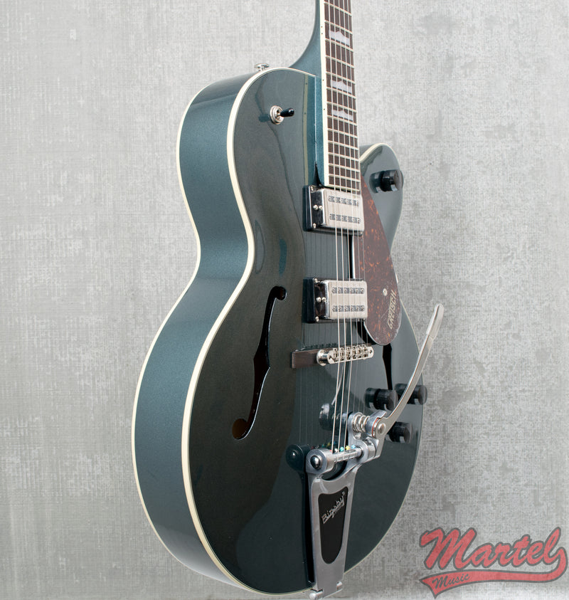 Gretsch G2420T Streamliner Hollow Body with Gunmetal