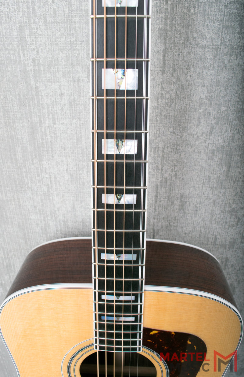 Guild D-55 in Natural