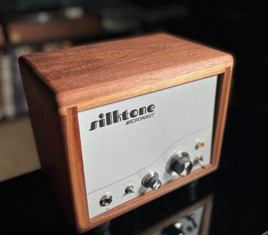 Silktone Micronaut 4-Watt Mini Head - Walnut