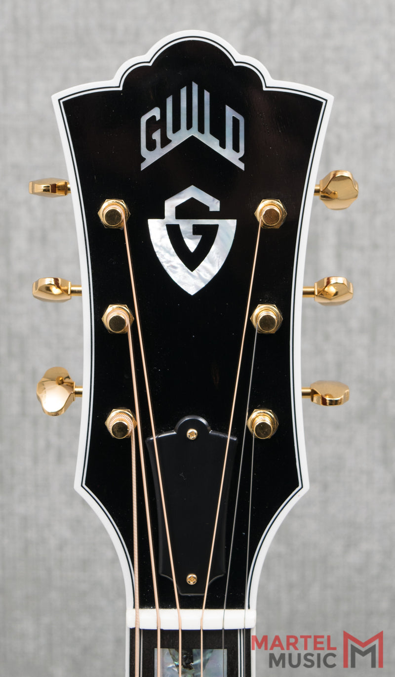 Guild F-55 in Natural